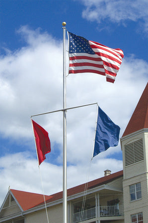 Nautical Flagpole With Yardarms